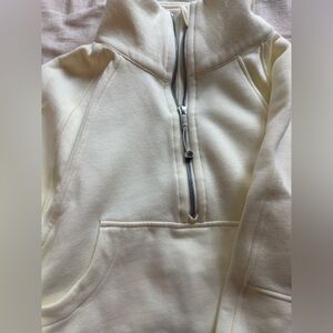 Lululemon pale yellow Half-Zip scuba